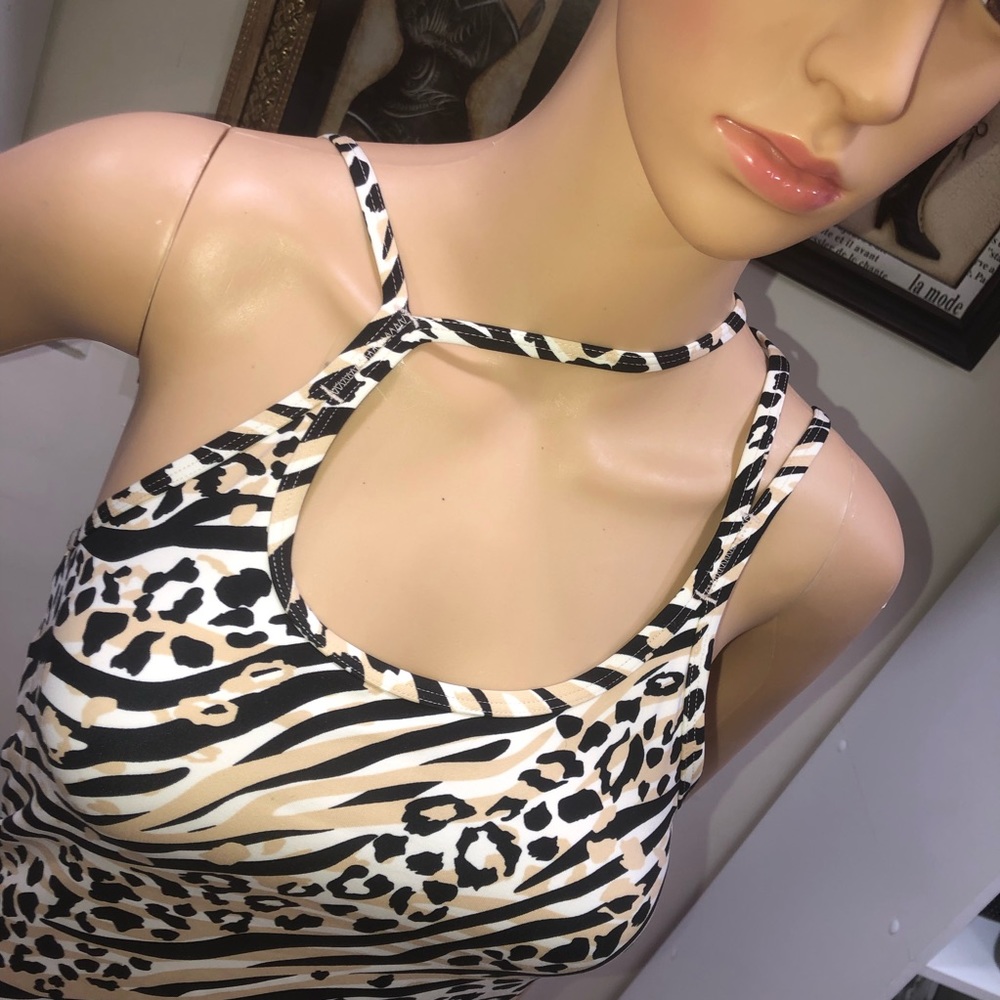 Victoria's Secret Print Strappy Underbra Tank Top - Picture 2 of 13